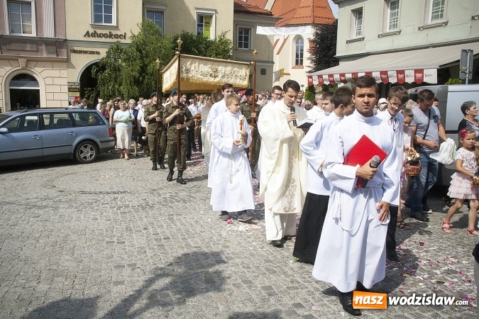 Zdjęcie w galerii na portalu naszwodzislaw.com: Boże Ciało w Wodzisławiu. ZDJĘCIA  wiadomości z regionu