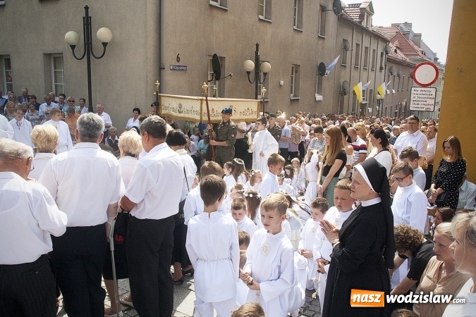 Zdjęcie w galerii na portalu naszwodzislaw.com: Boże Ciało w Wodzisławiu. ZDJĘCIA  wiadomości z regionu
