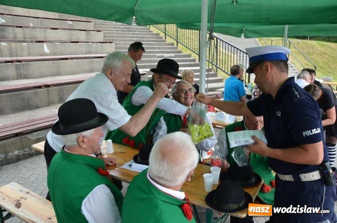 Zdjęcie w galerii na portalu naszwodzislaw.com: Piknik aktywnych seniorów w Wodzisławiu. ZDJĘCIA wiadomości z regionu