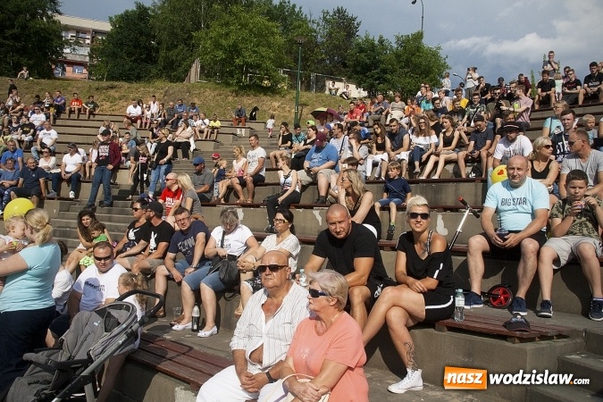 Zdjęcie w galerii na portalu naszwodzislaw.com: Tłumy w Rodzinnym Parku Rozrywki na Dniu Dziecka. FOTORELACJA  wiadomości z regionu