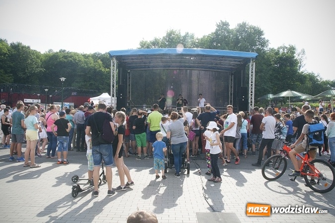 Zdjęcie w galerii na portalu naszwodzislaw.com: Tłumy w Rodzinnym Parku Rozrywki na Dniu Dziecka. FOTORELACJA  wiadomości z regionu
