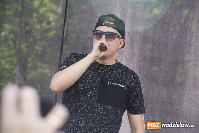 Zdjęcie w galerii na portalu naszwodzislaw.com: Tłumy w Rodzinnym Parku Rozrywki na Dniu Dziecka. FOTORELACJA  wiadomości z regionu