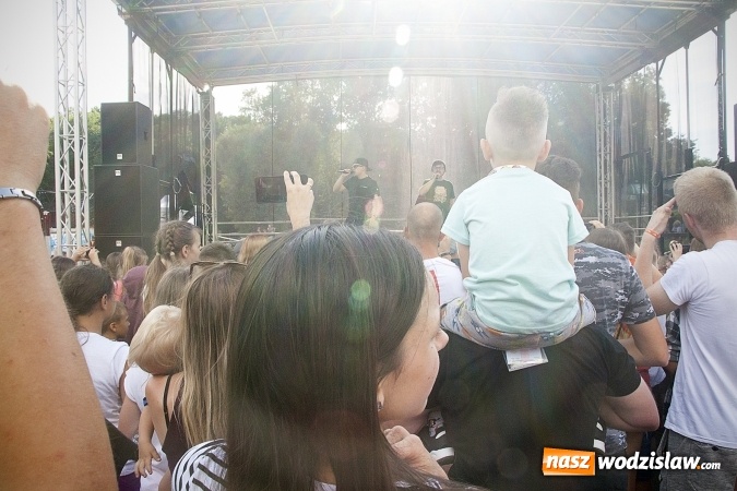 Zdjęcie w galerii na portalu naszwodzislaw.com: Tłumy w Rodzinnym Parku Rozrywki na Dniu Dziecka. FOTORELACJA  wiadomości z regionu