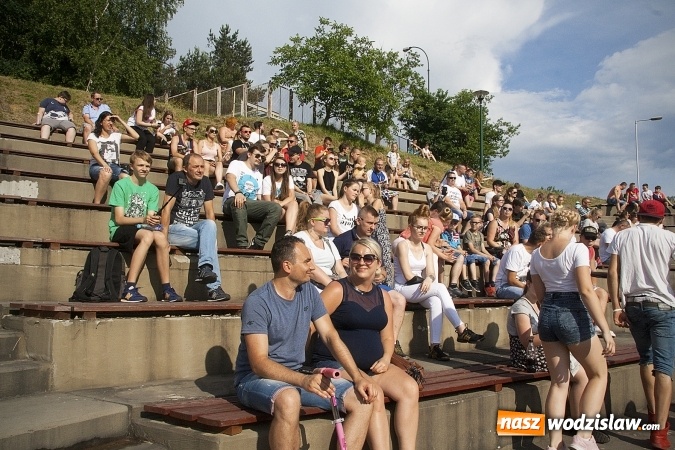Zdjęcie w galerii na portalu naszwodzislaw.com: Tłumy w Rodzinnym Parku Rozrywki na Dniu Dziecka. FOTORELACJA  wiadomości z regionu