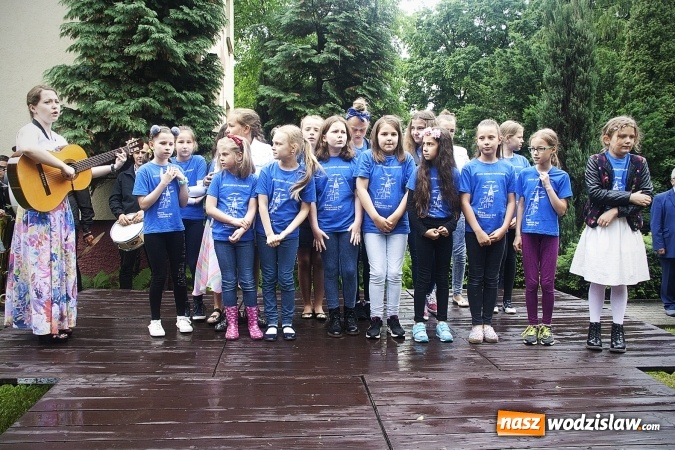 Zdjęcie w galerii na portalu naszwodzislaw.com: Polska rodziną silna! Marsz dla Życia i Rodziny przeszedł ulicami Wodzisławia  wiadomości z regionu