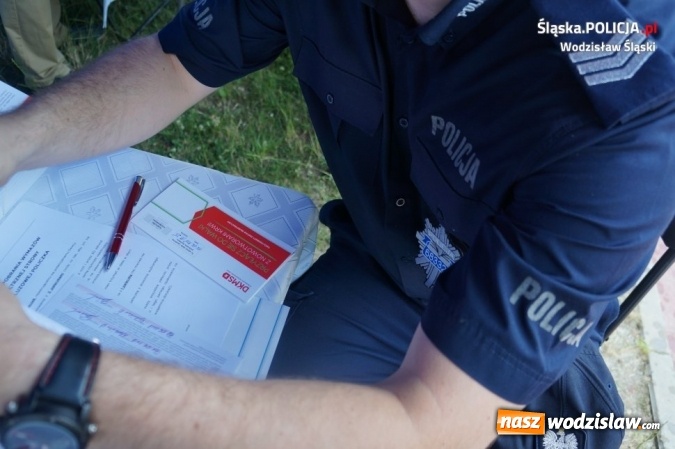 Zdjęcie w galerii na portalu naszwodzislaw.com: Dzień Dziecka z policjantami i Fundacją DKMS wiadomości z regionu