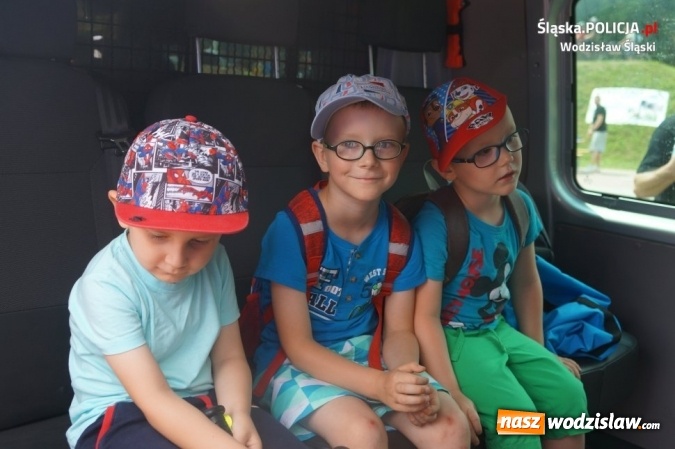 Zdjęcie w galerii na portalu naszwodzislaw.com: Dzień Dziecka z policjantami i Fundacją DKMS wiadomości z regionu