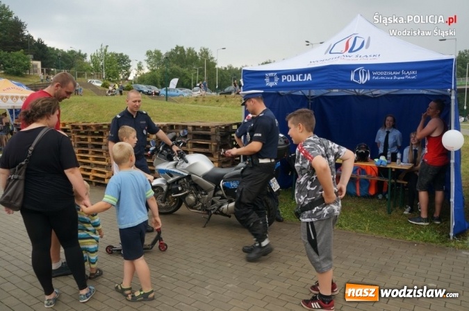 Zdjęcie w galerii na portalu naszwodzislaw.com: Dzień Dziecka z policjantami i Fundacją DKMS wiadomości z regionu
