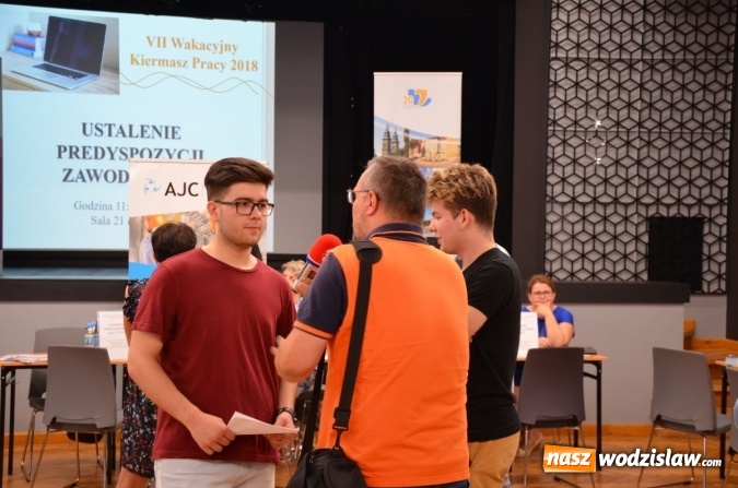 Zdjęcie w galerii na portalu naszwodzislaw.com: Wodzisław: Szukali pracy i pracowników wiadomości z regionu