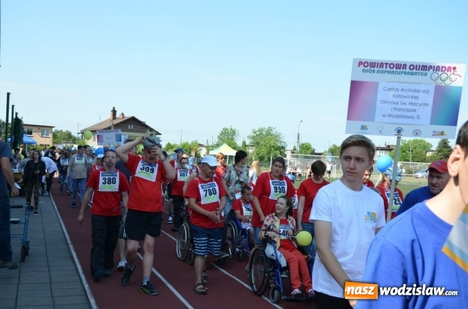 Zdjęcie w galerii na portalu naszwodzislaw.com: To było niezwykłe święto sportu. Za nami Powiatowa Olimpiada Osób Niepełnosprawnych  wiadomości z regionu