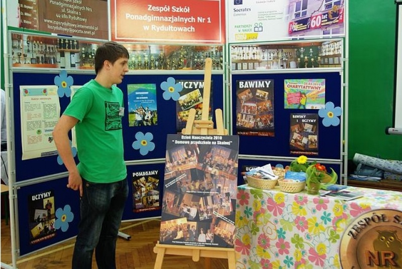 Zdjęcie w galerii na portalu naszwodzislaw.com: Targi Edukacyjne za nami wiadomości z regionu