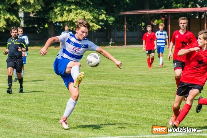 Zdjęcie w galerii na portalu naszwodzislaw.com: Festiwal niewykorzystanych okazji zakończony remisem wiadomości z regionu