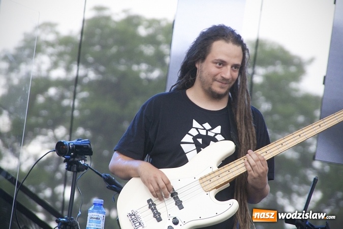 Zdjęcie w galerii na portalu naszwodzislaw.com: Deszczowy początek kolejnego dnia 49. Dni Wodzisławia Śląskiego. Za nami koncert grupy Tata Sławek oraz MIN t. ZDJĘCIA wiadomości z regionu