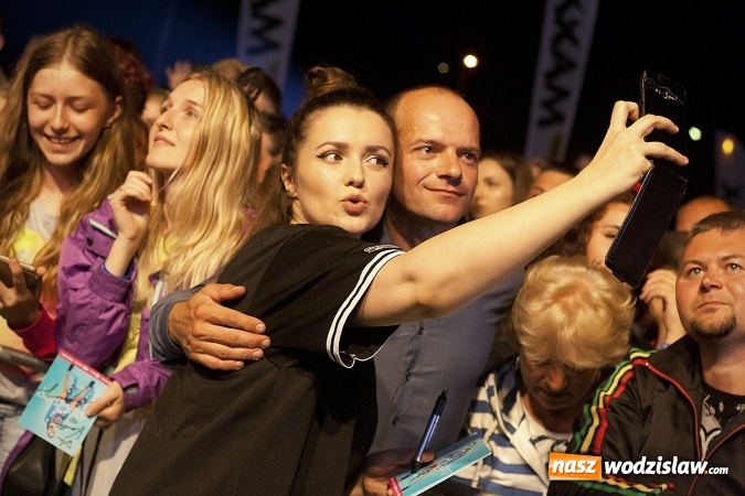 Zdjęcie w galerii na portalu naszwodzislaw.com: Lady Pank w finale trzeciego dnia 49. Dni Wodzisławia Śląskiego. FOTORELACJA wiadomości z regionu