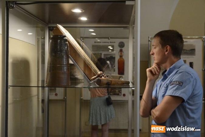 Zdjęcie w galerii na portalu naszwodzislaw.com: Odtworzono wodzisławskie piwo! Degustację zorganizowano w Muzeum  wiadomości z regionu