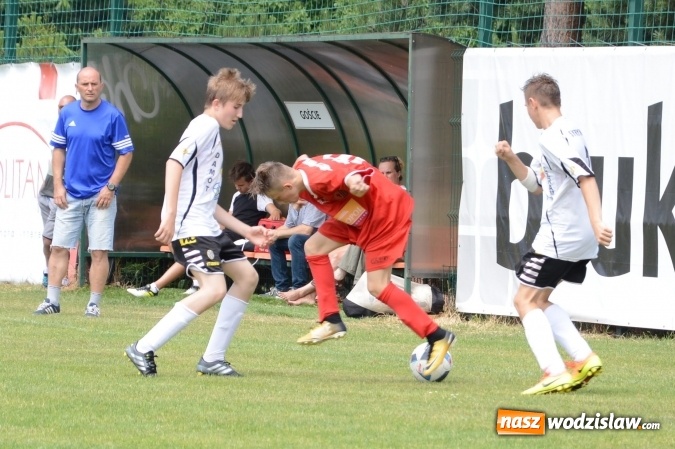 Zdjęcie w galerii na portalu naszwodzislaw.com: Juniorzy Czyżowic znokautowali Syrynię wiadomości z regionu