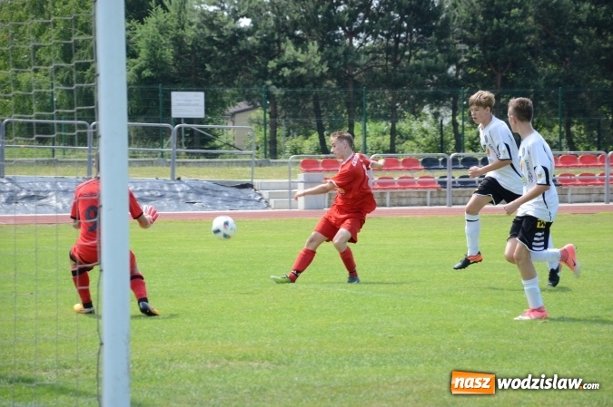 Zdjęcie w galerii na portalu naszwodzislaw.com: Juniorzy Czyżowic znokautowali Syrynię wiadomości z regionu