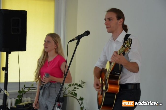 Zdjęcie w galerii na portalu naszwodzislaw.com: Laureaci konkursów wyróżnieni. Nagrody rozdane wiadomości z regionu