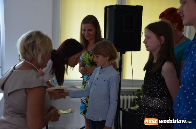 Zdjęcie w galerii na portalu naszwodzislaw.com: Laureaci konkursów wyróżnieni. Nagrody rozdane wiadomości z regionu