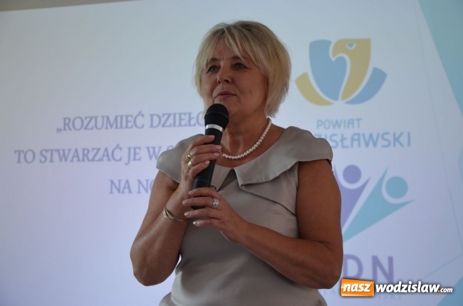 Zdjęcie w galerii na portalu naszwodzislaw.com: Laureaci konkursów wyróżnieni. Nagrody rozdane wiadomości z regionu