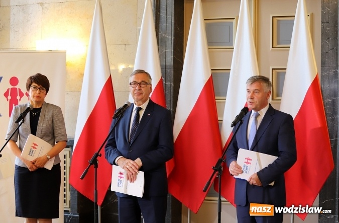 Zdjęcie w galerii na portalu naszwodzislaw.com: Dobry start dla dzieci z województwa śląskiego wiadomości z regionu