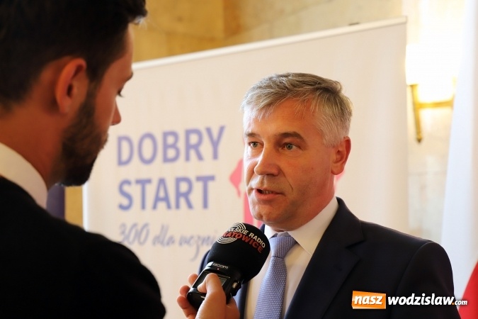Zdjęcie w galerii na portalu naszwodzislaw.com: Dobry start dla dzieci z województwa śląskiego wiadomości z regionu