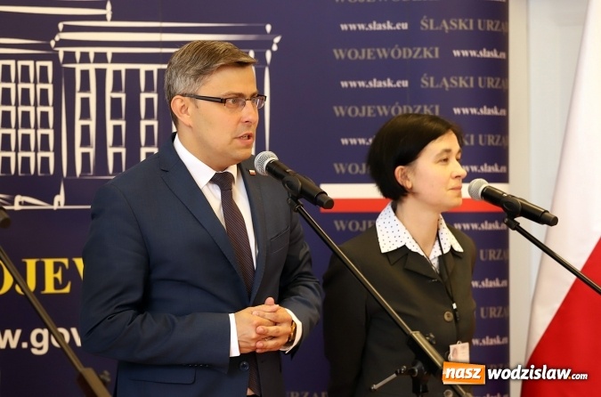 Zdjęcie w galerii na portalu naszwodzislaw.com: Kolejne miliony na lokalne drogi. Skorzystają: Rydułtowy, Lubomia i Gorzyce  wiadomości z regionu