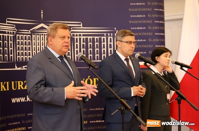 Zdjęcie w galerii na portalu naszwodzislaw.com: Kolejne miliony na lokalne drogi. Skorzystają: Rydułtowy, Lubomia i Gorzyce  wiadomości z regionu