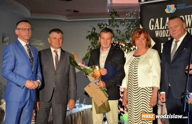 Zdjęcie w galerii na portalu naszwodzislaw.com: Poznaliśmy laureatów nagród powiatu w dziedzinie kultury i sportu. ZDJĘCIA wiadomości z regionu