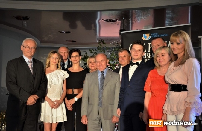 Zdjęcie w galerii na portalu naszwodzislaw.com: Poznaliśmy laureatów nagród powiatu w dziedzinie kultury i sportu. ZDJĘCIA wiadomości z regionu