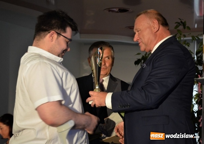 Zdjęcie w galerii na portalu naszwodzislaw.com: Poznaliśmy laureatów nagród powiatu w dziedzinie kultury i sportu. ZDJĘCIA wiadomości z regionu