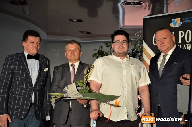 Zdjęcie w galerii na portalu naszwodzislaw.com: Poznaliśmy laureatów nagród powiatu w dziedzinie kultury i sportu. ZDJĘCIA wiadomości z regionu