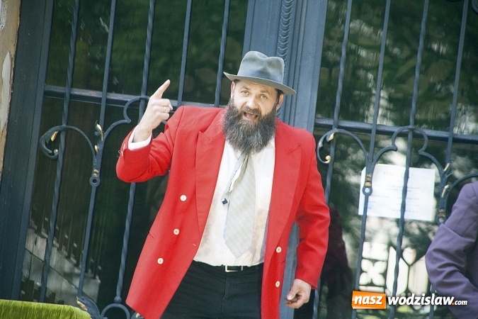 Zdjęcie w galerii na portalu naszwodzislaw.com: Mszą św., spektaklem oraz wspominkami uczcili pamięć założycielki Teatru Wodzisławskiej Ulicy. FOTO  wiadomości z regionu