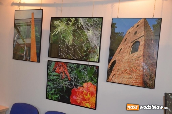 Zdjęcie w galerii na portalu naszwodzislaw.com: Wernisaż wystawy Powiat w naszych oczach wiadomości z regionu