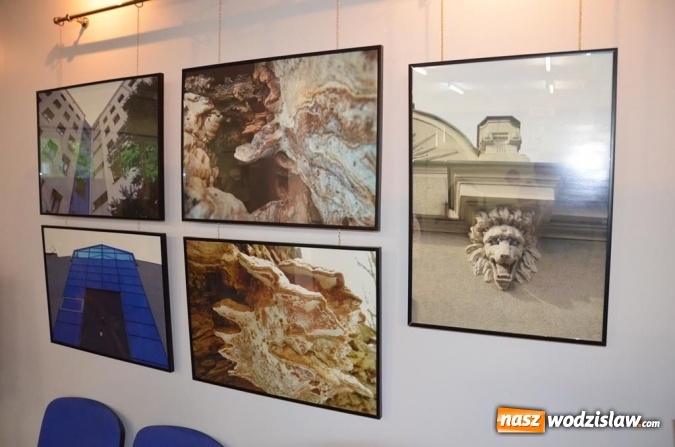 Zdjęcie w galerii na portalu naszwodzislaw.com: Wernisaż wystawy Powiat w naszych oczach wiadomości z regionu