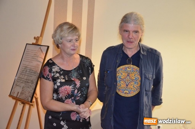 Zdjęcie w galerii na portalu naszwodzislaw.com: Wernisaż wystawy Powiat w naszych oczach wiadomości z regionu