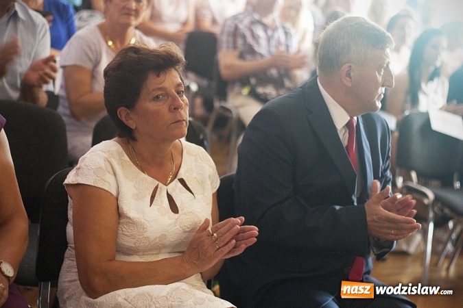 Zdjęcie w galerii na portalu naszwodzislaw.com: Kiedy śmieje się dziecko, śmieje się cały świat. Przedszkole w Syryni świętuje 20 lat! wiadomości z regionu