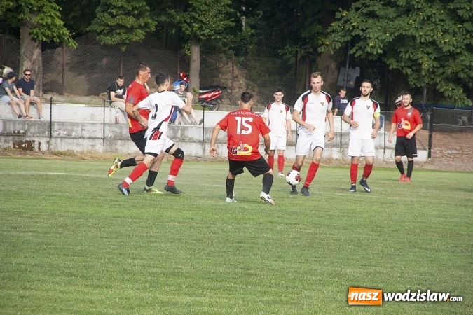 Zdjęcie w galerii na portalu naszwodzislaw.com: Rewanż na remis. Rezerwy Czarnych Gorzyce w B klasie! wiadomości z regionu