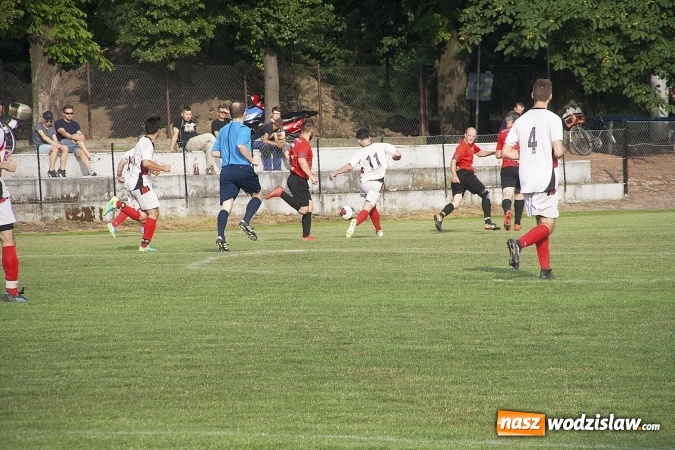 Zdjęcie w galerii na portalu naszwodzislaw.com: Rewanż na remis. Rezerwy Czarnych Gorzyce w B klasie! wiadomości z regionu