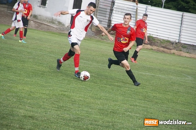 Zdjęcie w galerii na portalu naszwodzislaw.com: Rewanż na remis. Rezerwy Czarnych Gorzyce w B klasie! wiadomości z regionu