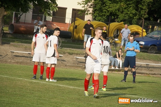 Zdjęcie w galerii na portalu naszwodzislaw.com: Rewanż na remis. Rezerwy Czarnych Gorzyce w B klasie! wiadomości z regionu