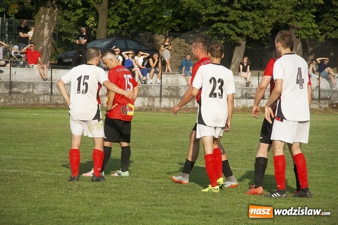 Zdjęcie w galerii na portalu naszwodzislaw.com: Rewanż na remis. Rezerwy Czarnych Gorzyce w B klasie! wiadomości z regionu