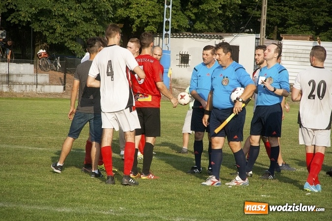 Zdjęcie w galerii na portalu naszwodzislaw.com: Rewanż na remis. Rezerwy Czarnych Gorzyce w B klasie! wiadomości z regionu