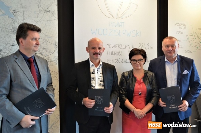 Zdjęcie w galerii na portalu naszwodzislaw.com: Powiatowe Centrum Konferencyjne zmieni swoje oblicze wiadomości z regionu