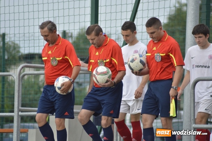 Zdjęcie w galerii na portalu naszwodzislaw.com: Wygrana z kuźniańską Stalą nie uratowała rezerw Czyżowic wiadomości z regionu