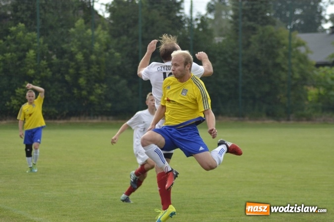 Zdjęcie w galerii na portalu naszwodzislaw.com: Wygrana z kuźniańską Stalą nie uratowała rezerw Czyżowic wiadomości z regionu