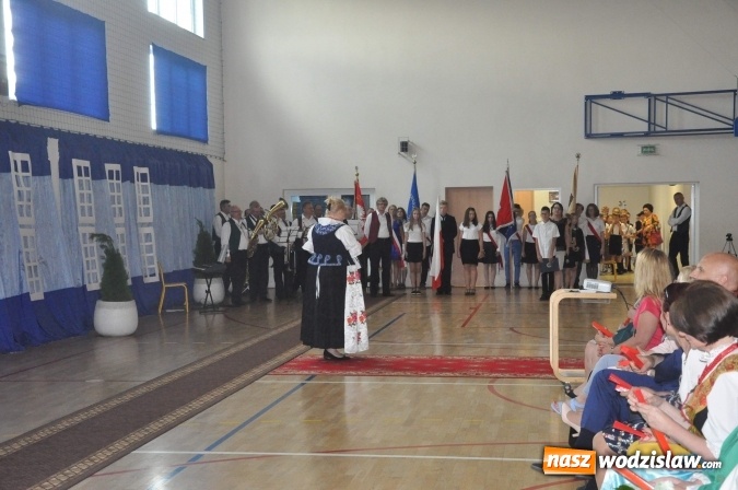 Zdjęcie w galerii na portalu naszwodzislaw.com: SP nr 3 w Radlinie z imieniem Ziemi Radlińskiej wiadomości z regionu