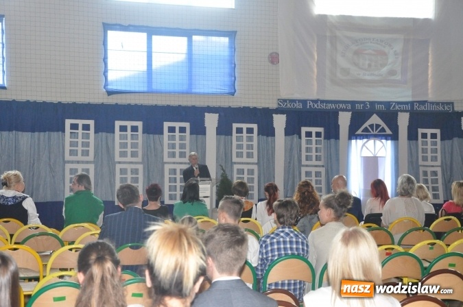 Zdjęcie w galerii na portalu naszwodzislaw.com: SP nr 3 w Radlinie z imieniem Ziemi Radlińskiej wiadomości z regionu