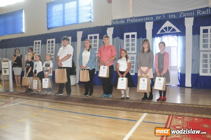 Zdjęcie w galerii na portalu naszwodzislaw.com: SP nr 3 w Radlinie z imieniem Ziemi Radlińskiej wiadomości z regionu