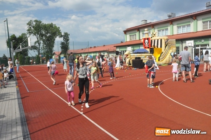 Zdjęcie w galerii na portalu naszwodzislaw.com: SP nr 3 w Radlinie z imieniem Ziemi Radlińskiej wiadomości z regionu